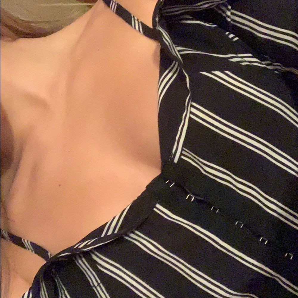 Top - Picture 4 of 4
